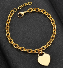 Charger l&#39;image dans la galerie, Bracelet à breloque &#39;coeur&#39;
